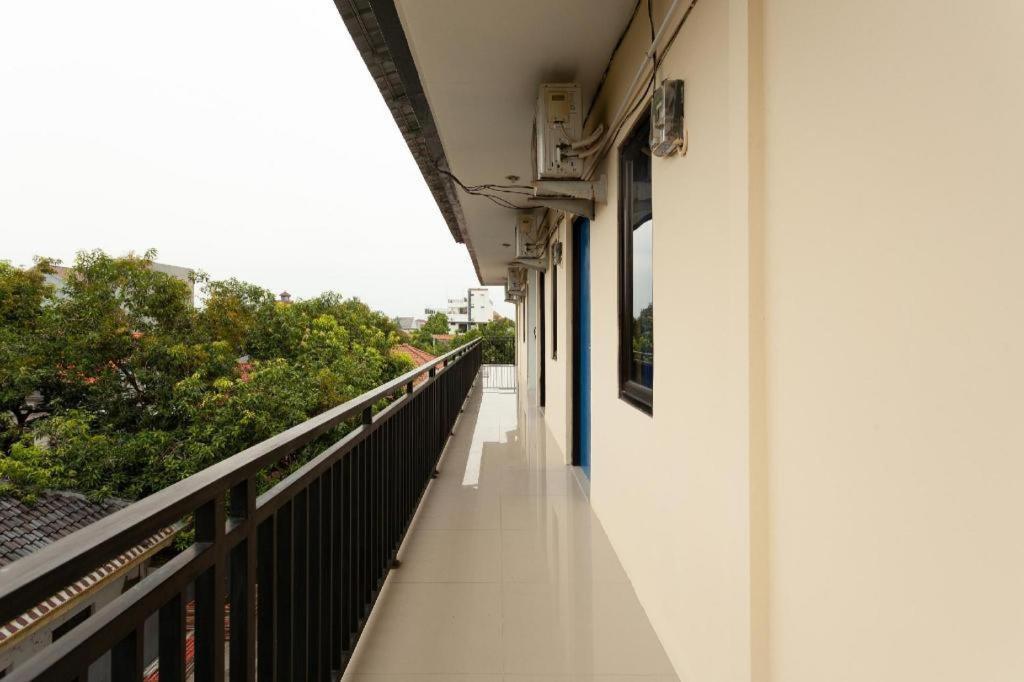 Richmond Guest House Cirebon Redpartner Luaran gambar