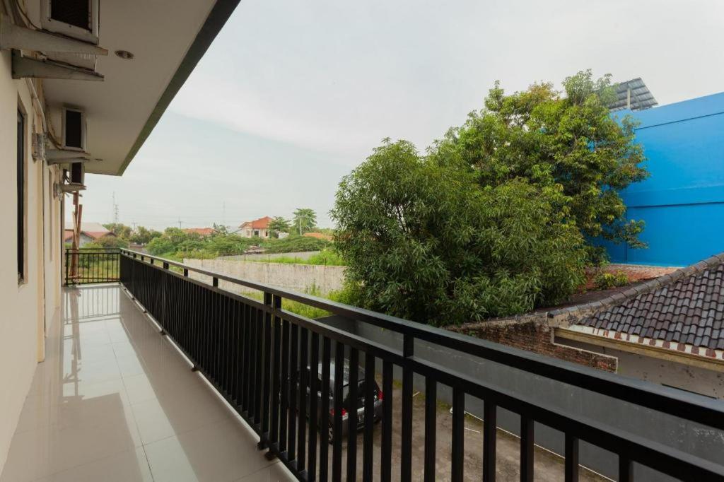 Richmond Guest House Cirebon Redpartner Luaran gambar