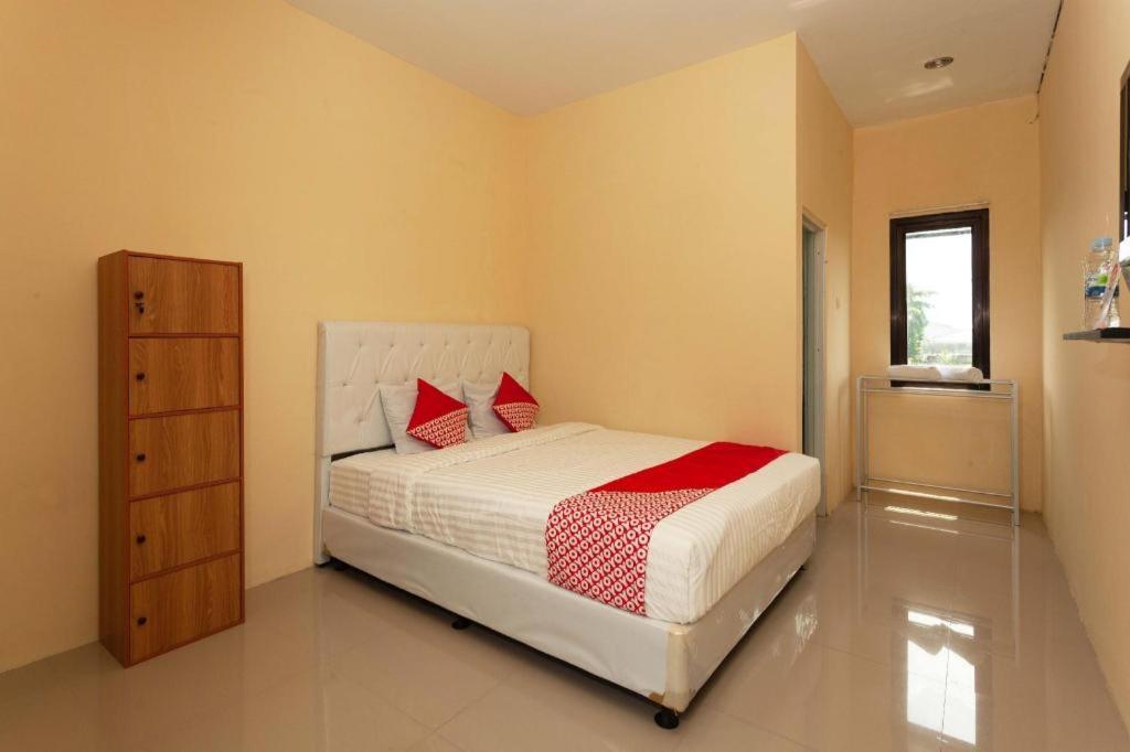Richmond Guest House Cirebon Redpartner Luaran gambar
