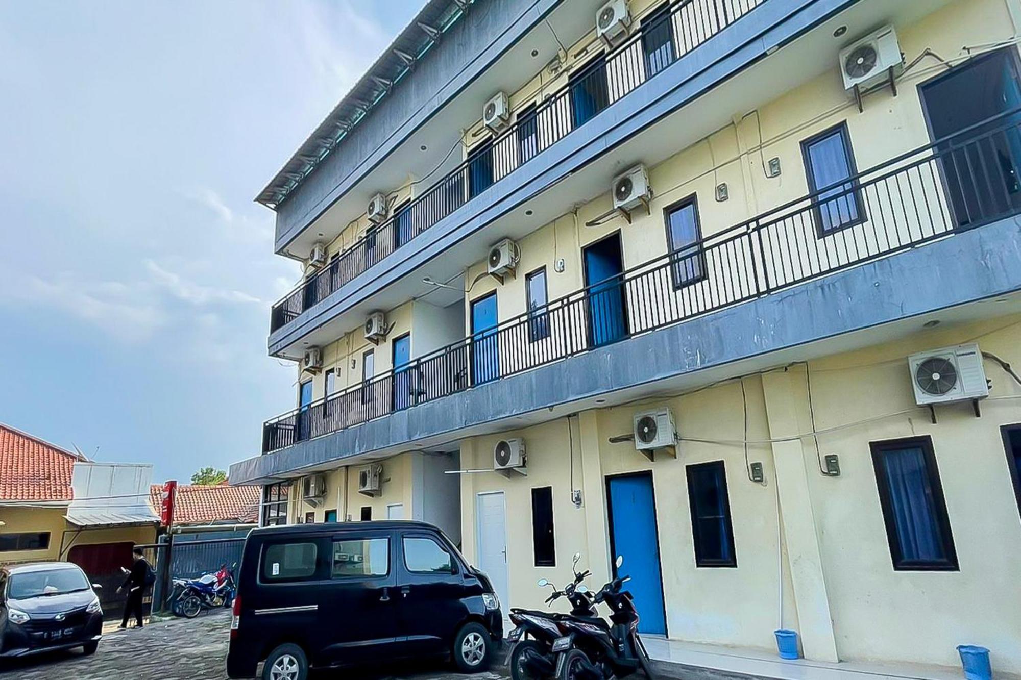 Richmond Guest House Cirebon Redpartner Luaran gambar
